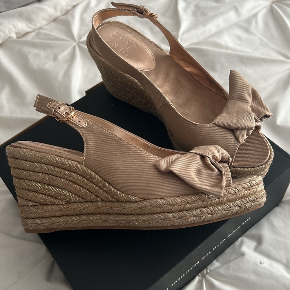 Naturalizer wedge peep toe espadrille sandal